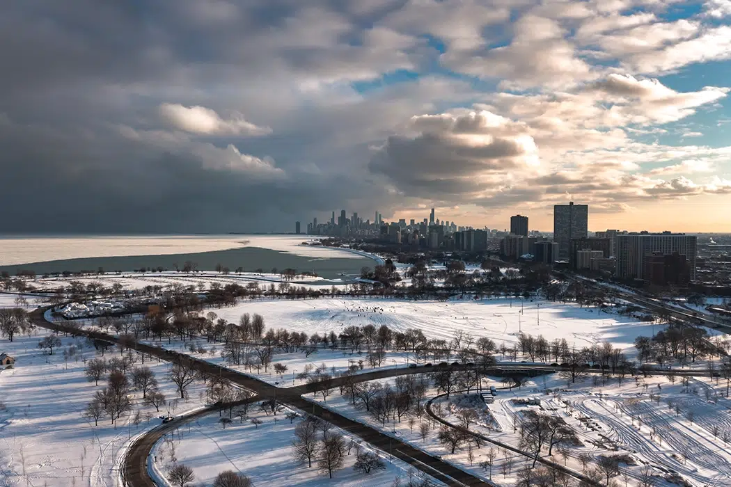 chicago coast, lake michigan, in winter